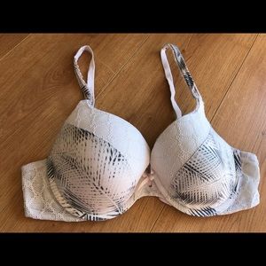 Victoria’s secret bra